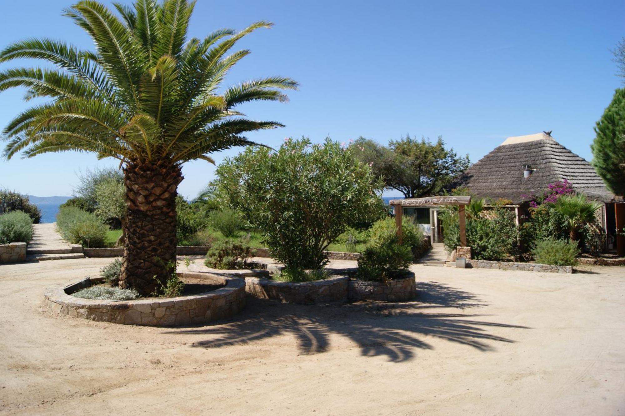 Hotel Le Ruesco Olmeto  Exterior photo